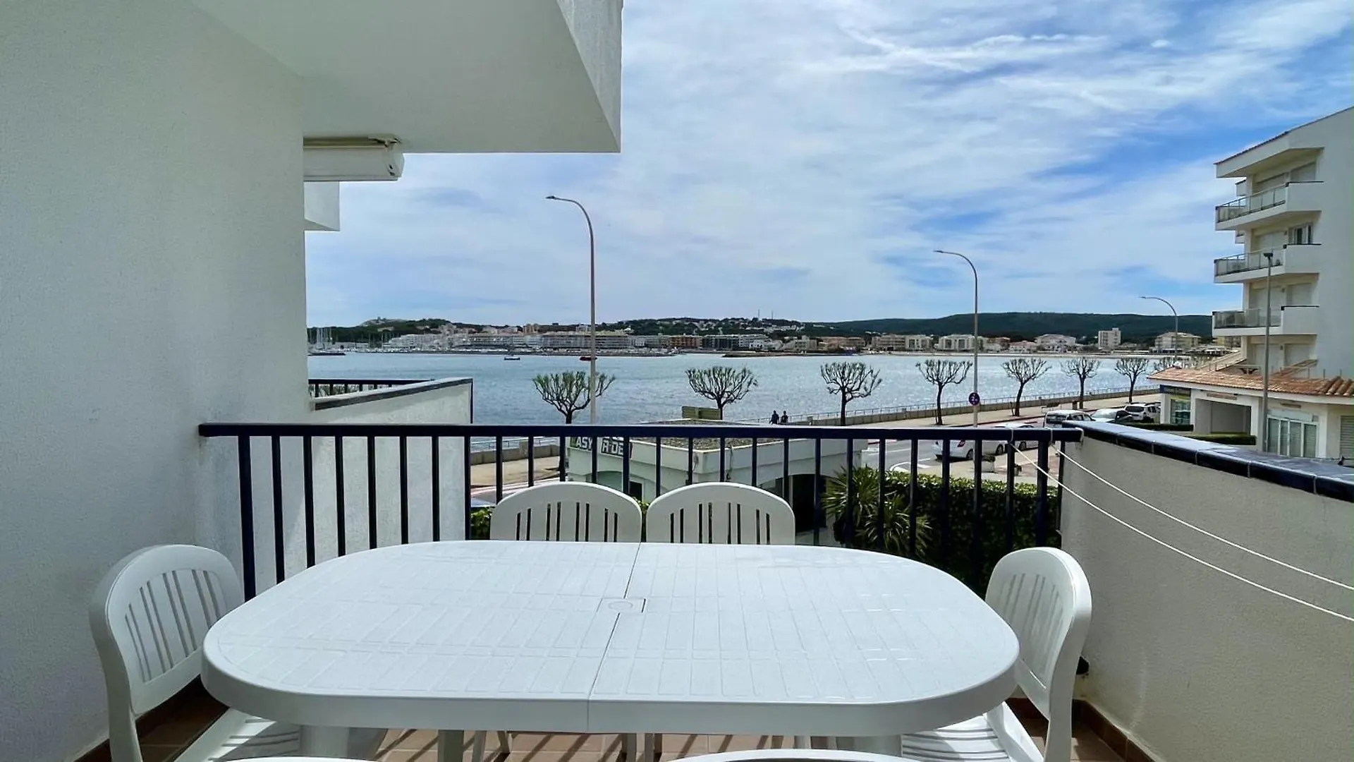 Passeig Del Mar - Apartamentos Primera Linea L'Escala