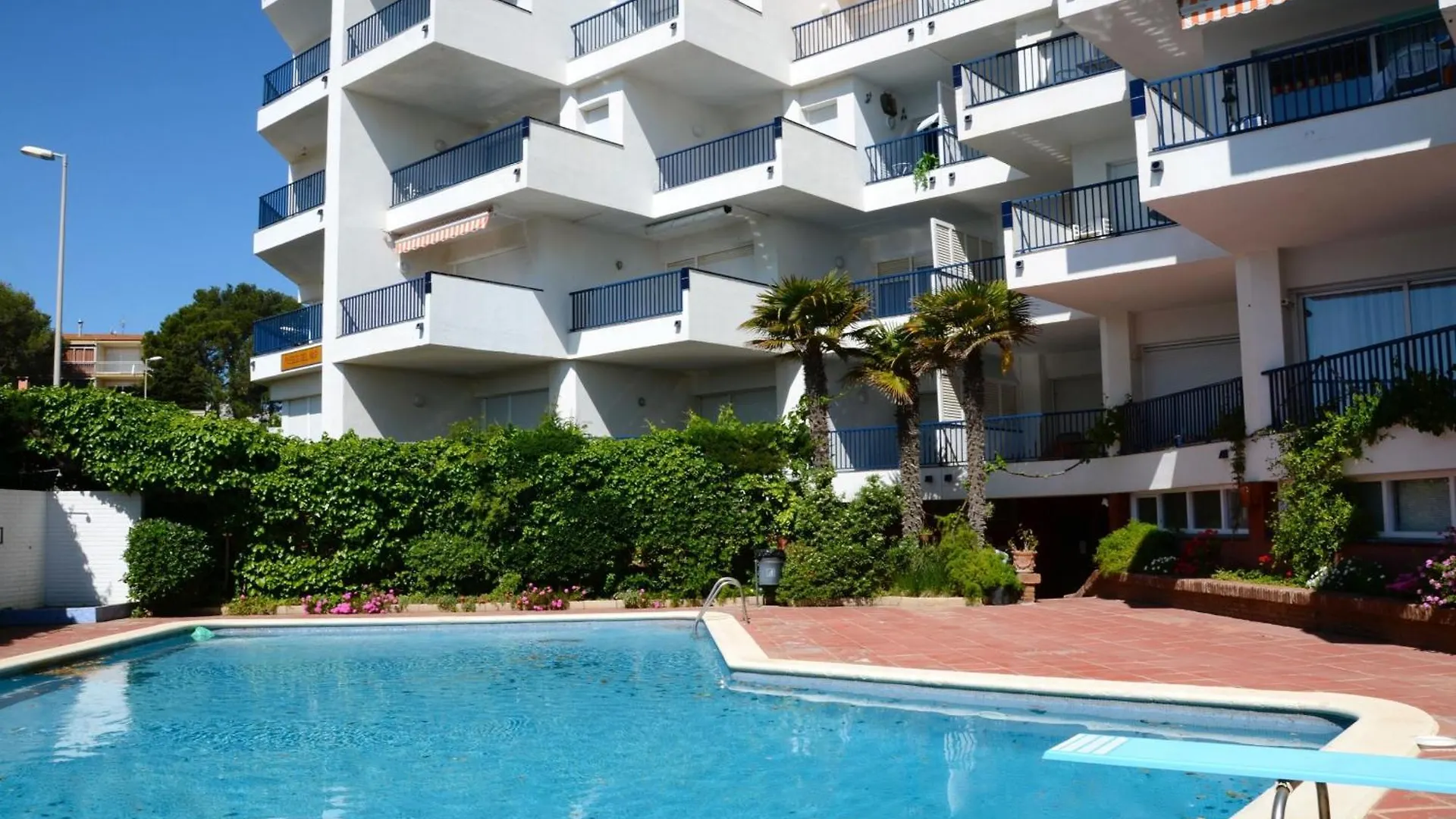 Passeig Del Mar - Apartamentos Primera Linea 0*, L'Escala Spain